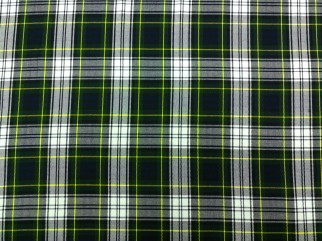 Rūtiņu audums apģērbiem un skolas formām